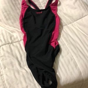 Sporti one piece